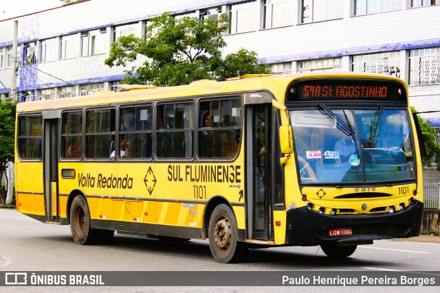 Viação Sul Fluminense 1101 na cidade de Volta Redonda, Rio de Janeiro, Brasil, por Paulo Henrique Pereira Borges. Número da foto: #10628751.