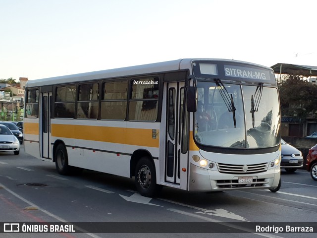 Ônibus Particulares 6436 na cidade de Belo Horizonte, Minas Gerais, Brasil, por Rodrigo Barraza. ID da foto: 10631779.