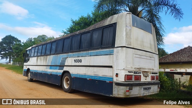 Ônibus Particulares 9330 na cidade de Pelotas, Rio Grande do Sul, Brasil, por Felipe Alves. Número da foto: #10632733.