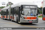 Viação Gato Preto 8 2423 na cidade de Barueri, São Paulo, Brasil, por Yuri N.  de Jesus. Número da foto: #:id.