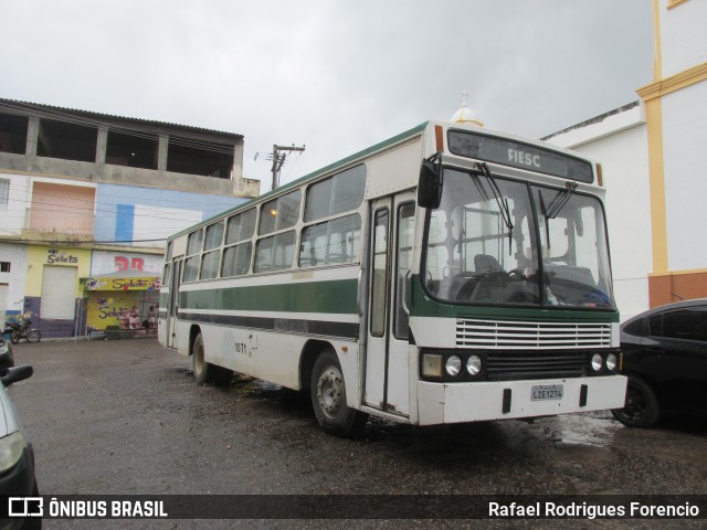 Ônibus Particulares 1071 na cidade de Porto da Folha, Sergipe, Brasil, por Rafael Rodrigues Forencio. ID da foto: 10632861.