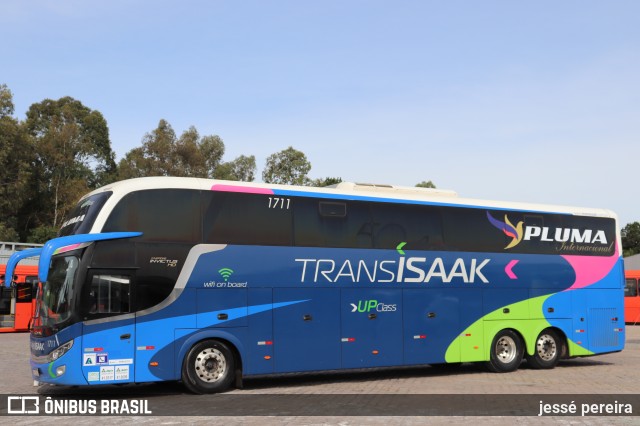 Trans Isaak Turismo 1711 na cidade de Curitiba, Paraná, Brasil, por jessé pereira. ID da foto: 10635370.