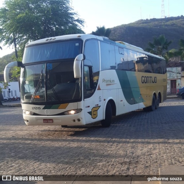 Empresa Gontijo de Transportes 17215 na cidade de Limoeiro, Pernambuco, Brasil, por Guilherme Souza. Número da foto: #10637400.