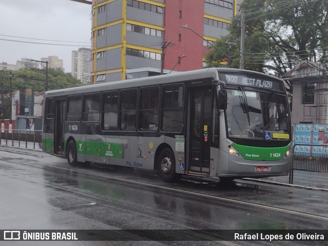Viação Santa Brígida 1 1424 na cidade de São Paulo, São Paulo, Brasil, por Rafael Lopes de Oliveira. Número da foto: #10637483.