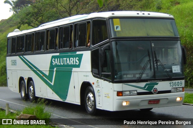 Viação Salutaris e Turismo 13609 na cidade de Barra do Piraí, Rio de Janeiro, Brasil, por Paulo Henrique Pereira Borges. Número da foto: #10639333.