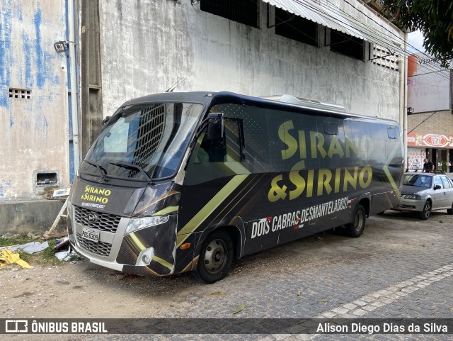 Sirano e Sirino 6309 na cidade de Parnamirim, Rio Grande do Norte, Brasil, por Alison Diego Dias da Silva. ID da foto: 10637077.