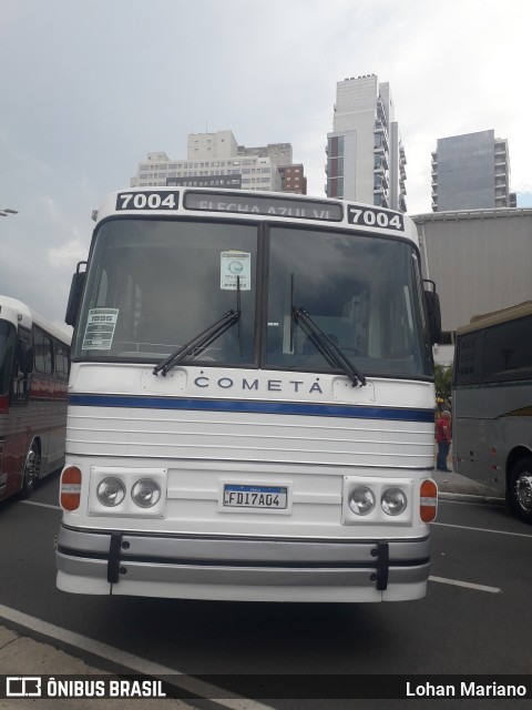 Ônibus Particulares 7004 na cidade de Barueri, São Paulo, Brasil, por Lohan Mariano. Número da foto: #10636751.