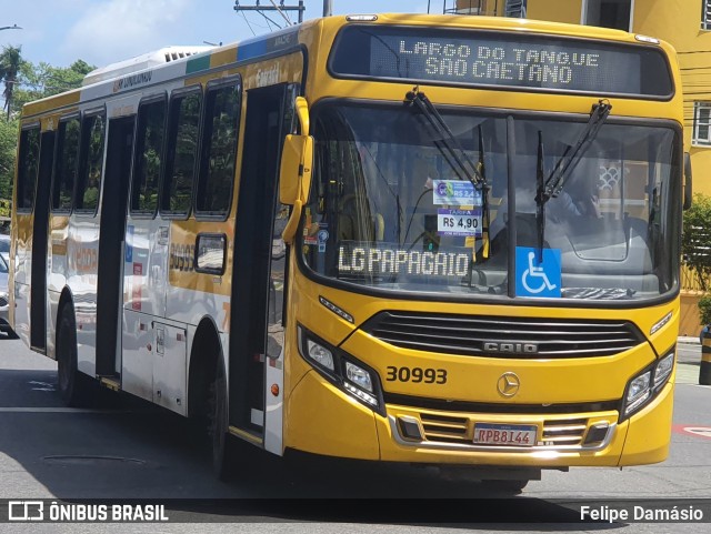 Plataforma Transportes 30993 na cidade de Salvador, Bahia, Brasil, por Felipe Damásio. ID da foto: 10645751.