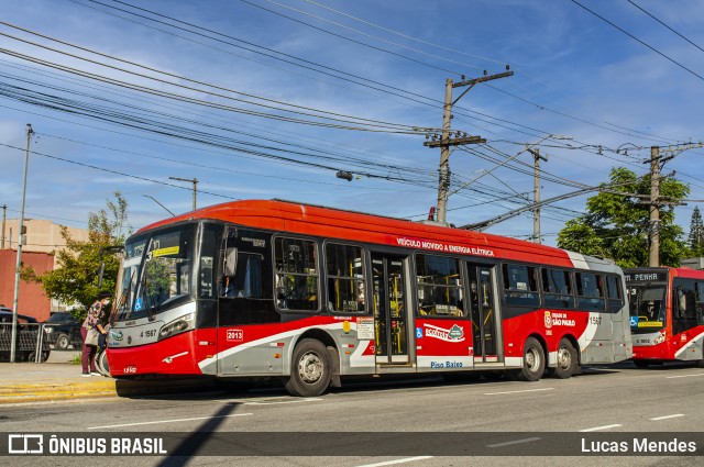 Himalaia Transportes > Ambiental Transportes Urbanos 4 1567 na cidade de São Paulo, São Paulo, Brasil, por Lucas Mendes. Número da foto: #10645640.