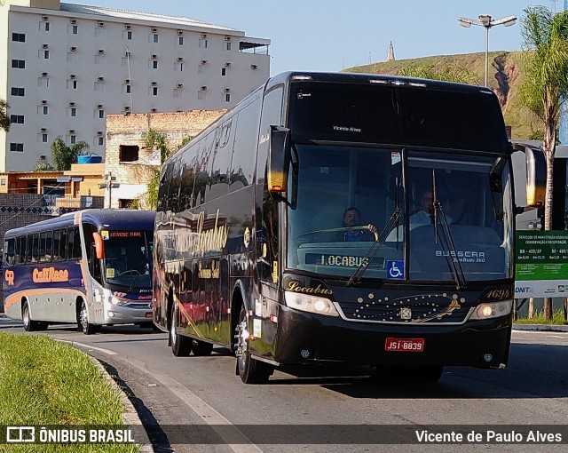 Locabus Locação e Transportes 1694 na cidade de Aparecida, São Paulo, Brasil, por Vicente de Paulo Alves. ID da foto: 10644183.