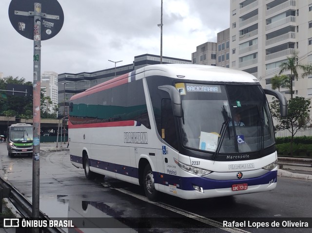 Viação Piracicabana 2237 na cidade de São Paulo, São Paulo, Brasil, por Rafael Lopes de Oliveira. Número da foto: #10643973.