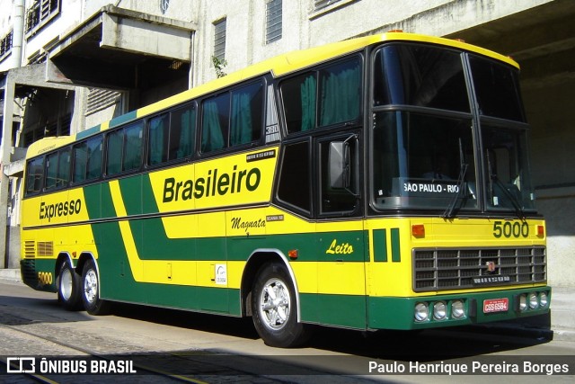 Expresso Brasileiro 5000 na cidade de Rio de Janeiro, Rio de Janeiro, Brasil, por Paulo Henrique Pereira Borges. Número da foto: #10647548.