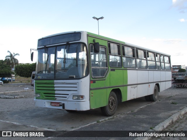 Ônibus Particulares 9039 na cidade de Senhor do Bonfim, Bahia, Brasil, por Rafael Rodrigues Forencio. ID da foto: 10646561.