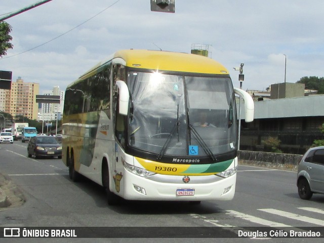 Empresa Gontijo de Transportes 19380 na cidade de Belo Horizonte, Minas Gerais, Brasil, por Douglas Célio Brandao. Número da foto: #10647455.