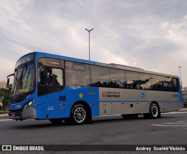 Transwolff Transportes e Turismo 6 6999 na cidade de São Paulo, São Paulo, Brasil, por Andrey  Soares Vassão. Número da foto: #10647577.
