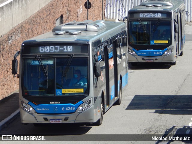 Viação Paratodos > São Jorge > Metropolitana São Paulo > Mobibrasil 6 4249 na cidade de São Paulo, São Paulo, Brasil, por Nicolas Matheusz. ID da foto: 10648229.