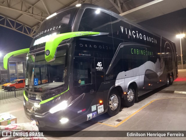 Viação Garcia 86088 na cidade de Curitiba, Paraná, Brasil, por Edinilson Henrique Ferreira. Número da foto: #10648870.