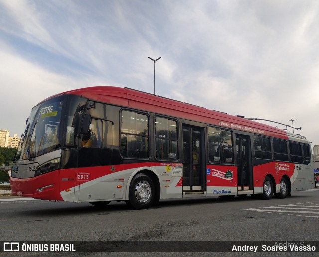 Himalaia Transportes > Ambiental Transportes Urbanos 4 1592 na cidade de São Paulo, São Paulo, Brasil, por Andrey  Soares Vassão. ID da foto: 10646929.