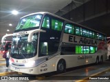 El Aguila 425 na cidade de Buenos Aires, Argentina, por Franco Gonzalez. ID da foto: :id.