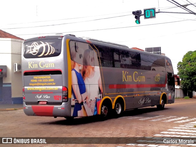 Kin-Guin Turismo e Transporte 1021 na cidade de Presidente Venceslau, São Paulo, Brasil, por Carlos Morais. ID da foto: 9712945.