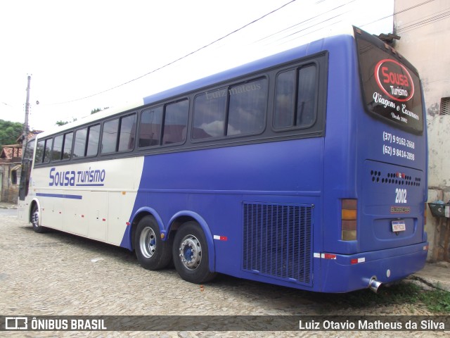 Ônibus Particulares 2002 na cidade de Matozinhos, Minas Gerais, Brasil, por Luiz Otavio Matheus da Silva. Número da foto: #9712453.