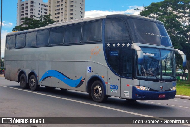 Ônibus Particulares 200 na cidade de Cuiabá, Mato Grosso, Brasil, por Leon Gomes. Número da foto: #9712071.