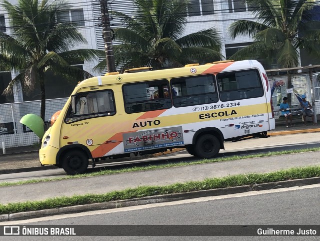Auto Escola Fabinho 010 na cidade de Praia Grande, São Paulo, Brasil, por Guilherme Justo. Número da foto: #9738104.