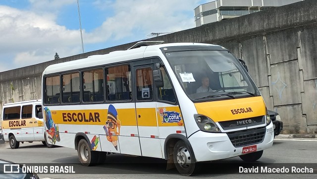 Valli Locação e Transportes 013.531 na cidade de Cotia, São Paulo, Brasil, por David Macedo Rocha. ID da foto: 9739155.