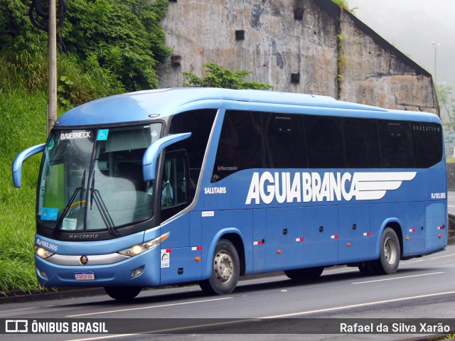 Viação Águia Branca RJ 193.005 na cidade de Petrópolis, Rio de Janeiro, Brasil, por Rafael da Silva Xarão. Número da foto: #9743630.