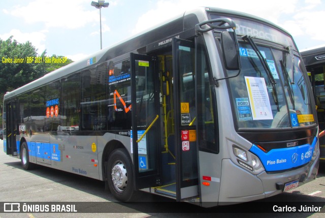 Viação Paratodos > São Jorge > Metropolitana São Paulo > Mobibrasil 6 4261 na cidade de São Paulo, São Paulo, Brasil, por Carlos Júnior. Número da foto: #9741415.