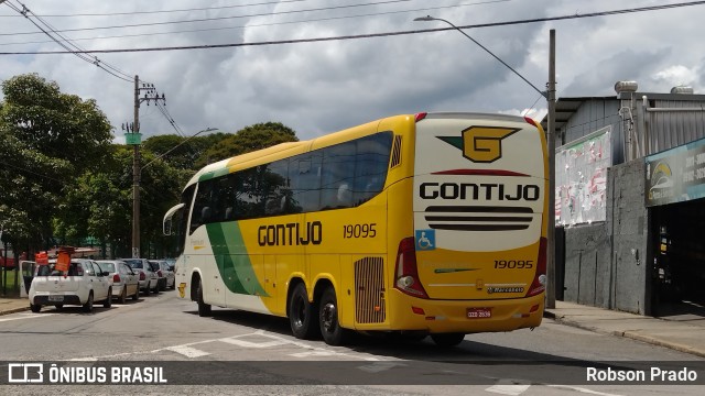 Empresa Gontijo de Transportes 19095 na cidade de São José dos Campos, São Paulo, Brasil, por Robson Prado. ID da foto: 9744276.