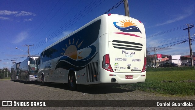 Maiwa Turismo 0230 na cidade de Florianópolis, Santa Catarina, Brasil, por Daniel Guardiola. Número da foto: #9744569.