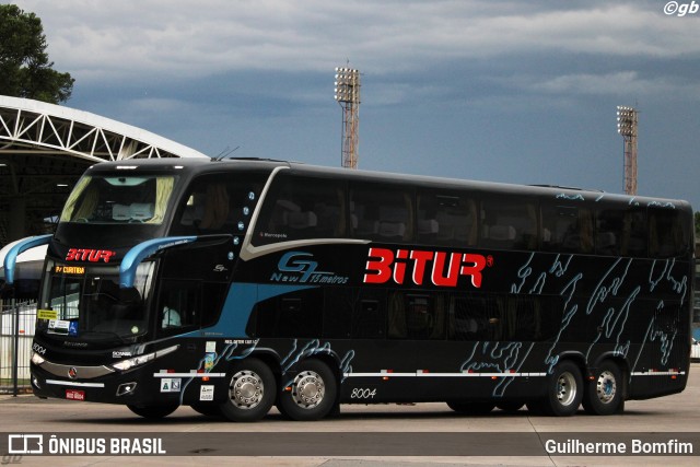 Bitur Transporte Coletivo e Turismo 8004 na cidade de Curitiba, Paraná, Brasil, por Guilherme Bomfim. ID da foto: 9745345.