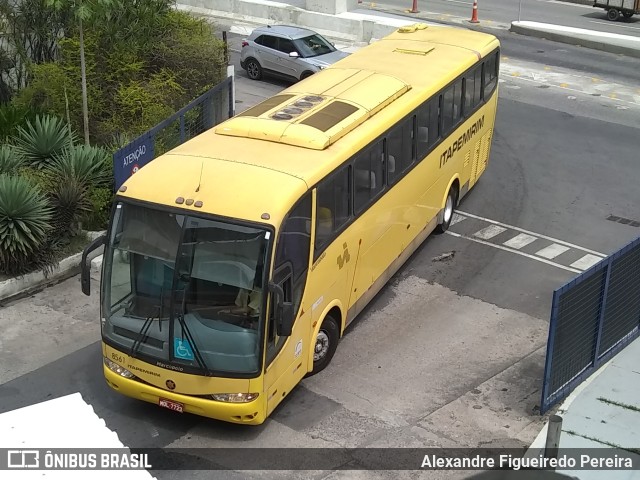 Viação Itapemirim 8561 na cidade de Rio de Janeiro, Rio de Janeiro, Brasil, por Alexandre Figueiredo Pereira. Número da foto: #9746850.