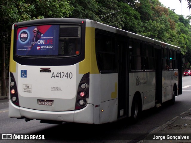 Real Auto Ônibus A41240 na cidade de Rio de Janeiro, Rio de Janeiro, Brasil, por Jorge Gonçalves. Número da foto: #9748091.