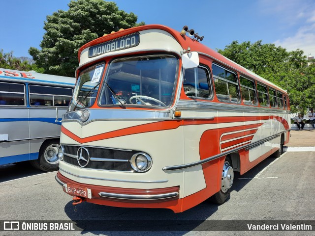 Mercedes-Benz MONOBLOCO O-321 na cidade de São Paulo, São Paulo, Brasil, por Vanderci Valentim. Número da foto: #9747637.