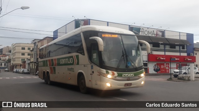 Empresa Gontijo de Transportes 21505 na cidade de São João del Rei, Minas Gerais, Brasil, por Carlos Eduardo Santos. Número da foto: #9748736.