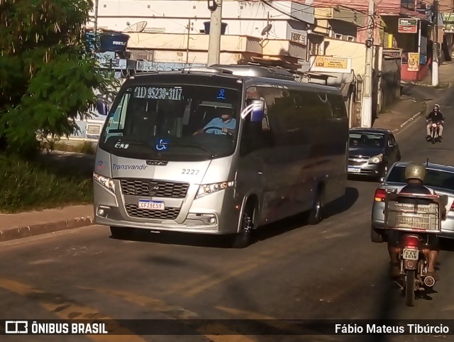 Transvandir Escolar e locadora 2222 na cidade de Três Corações, Minas Gerais, Brasil, por Fábio Mateus Tibúrcio. Número da foto: #9747776.