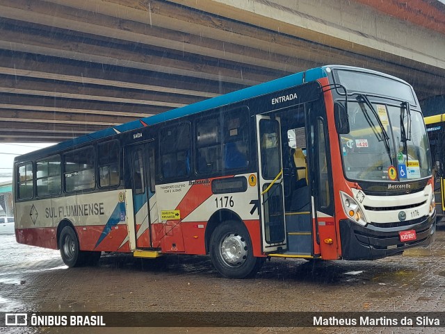 Viação Sul Fluminense 1176 na cidade de Volta Redonda, Rio de Janeiro, Brasil, por Matheus Martins da Silva. Número da foto: #9751416.
