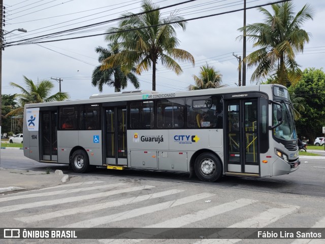 City Transporte Urbano Intermodal - Guarujá 104 na cidade de Guarujá, São Paulo, Brasil, por Fábio Lira Santos. ID da foto: 9751629.