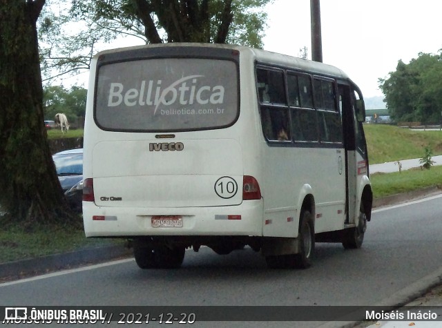 Ônibus Particulares 10 na cidade de Cubatão, São Paulo, Brasil, por Moiséis Inácio. Número da foto: #9753842.