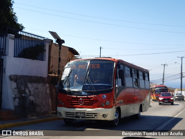 Buses Gran Valparaíso BCJR26 na cidade de Valparaíso, Valparaíso, Valparaíso, Chile, por Benjamín Tomás Lazo Acuña. ID da foto: 9755148.