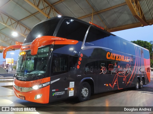 Catedral Turismo 19258 na cidade de Uberaba, Minas Gerais, Brasil, por Douglas Andrez. Número da foto: #9758616.