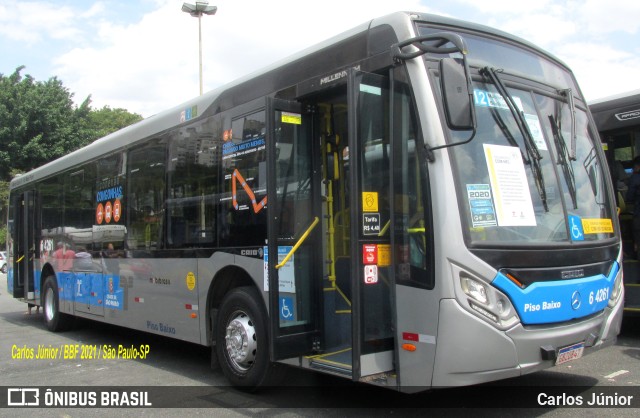 Viação Paratodos > São Jorge > Metropolitana São Paulo > Mobibrasil 6 4261 na cidade de São Paulo, São Paulo, Brasil, por Carlos Júnior. Número da foto: #9756048.