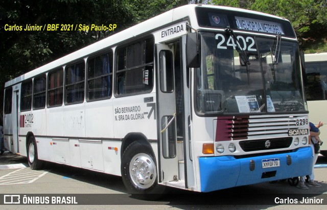 Ônibus Particulares 8298 na cidade de São Paulo, São Paulo, Brasil, por Carlos Júnior. Número da foto: #9758537.