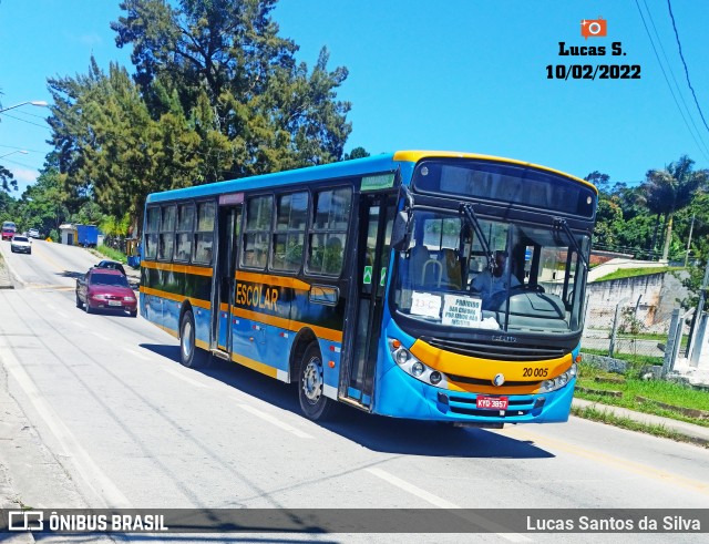 Escolares B11576 na cidade de Embu-Guaçu, São Paulo, Brasil, por Lucas Santos da Silva. Número da foto: #9756267.