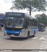 Transwolff Transportes e Turismo 6 6884 na cidade de São Paulo, São Paulo, Brasil, por LUIS FELIPE CANDIDO NERI. Número da foto: #:id.