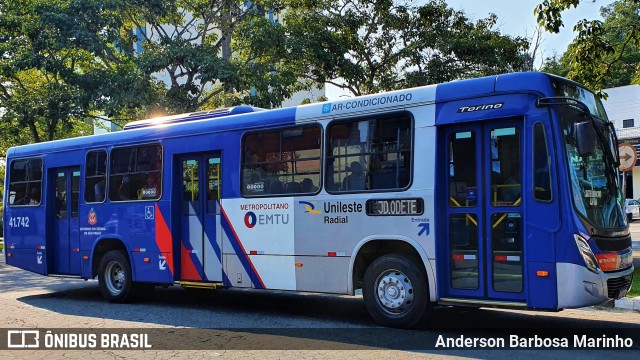 Radial Transporte Coletivo 41.742 na cidade de Arujá, São Paulo, Brasil, por Anderson Barbosa Marinho. ID da foto: 9761213.