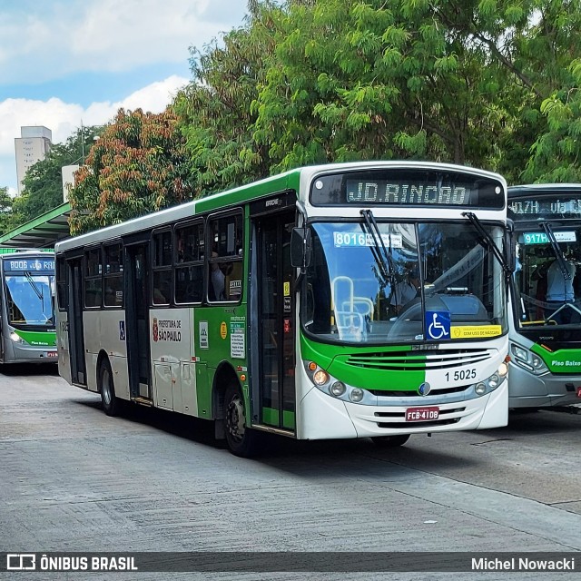 Cooperativa Fênix > Spencer Transporte 1 5025 na cidade de São Paulo, São Paulo, Brasil, por Michel Nowacki. Número da foto: #9761542.