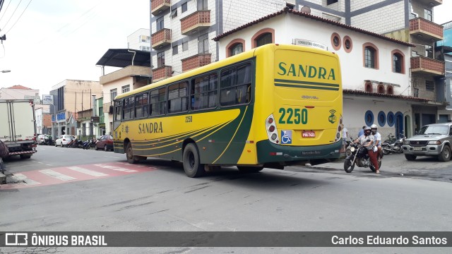 Viação Sandra 2250 na cidade de São João del Rei, Minas Gerais, Brasil, por Carlos Eduardo Santos. Número da foto: #9761443.